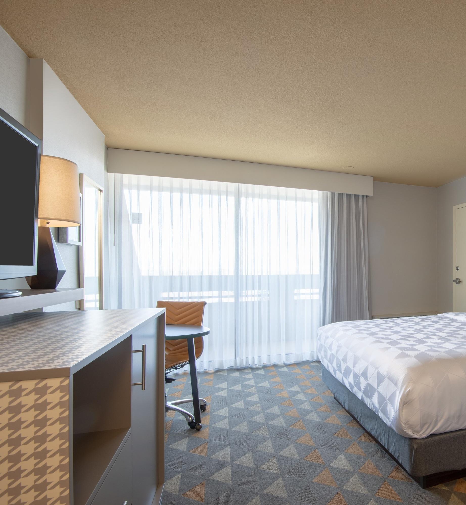 Holiday Inn Denver East By Ihg Esterno foto