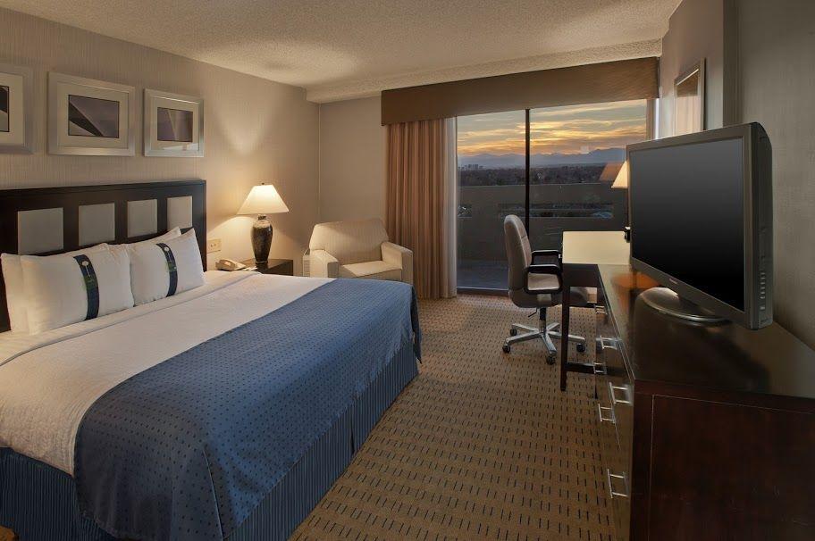 Holiday Inn Denver East, An Ihg Hotel Esterno foto