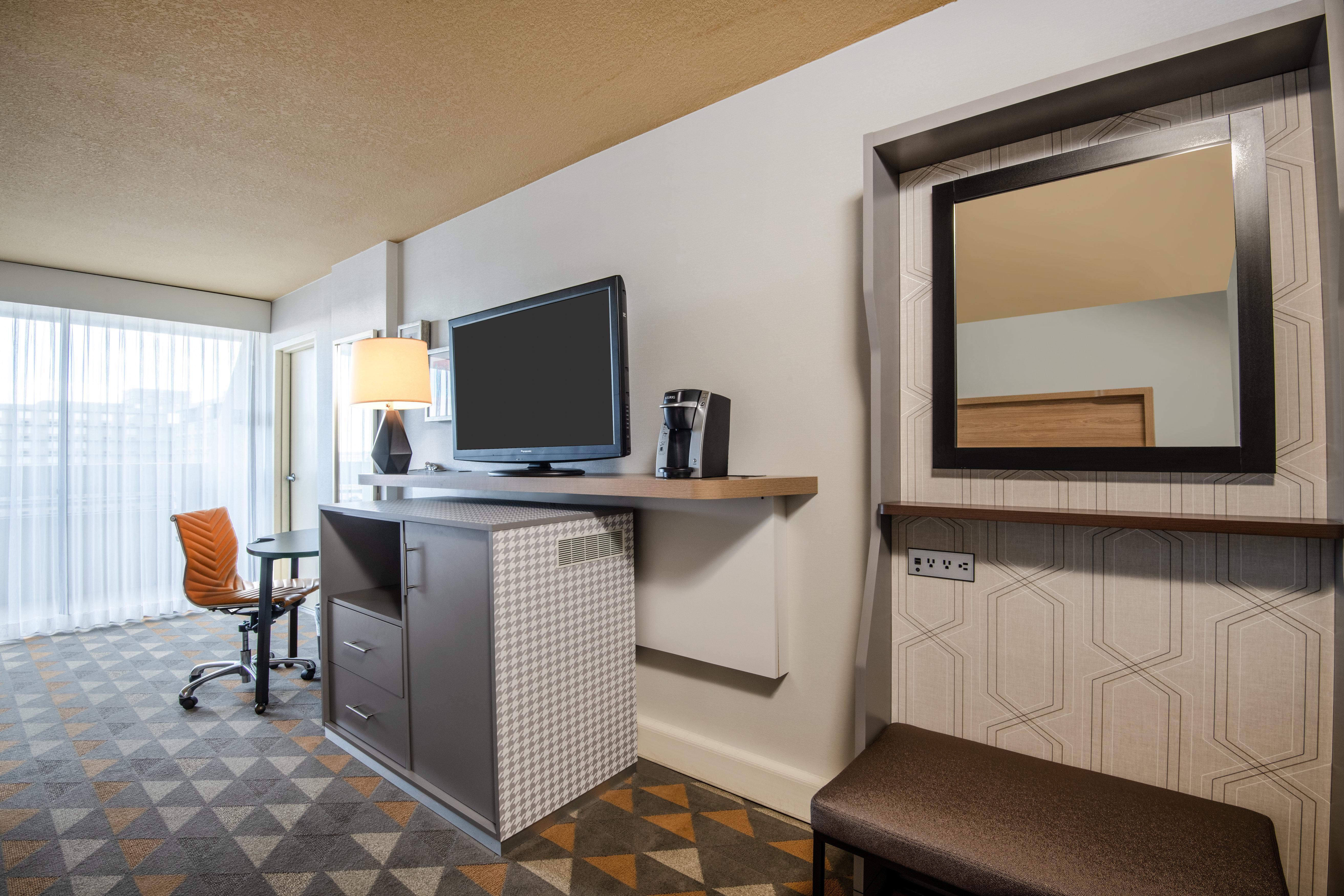 Holiday Inn Denver East By Ihg Esterno foto