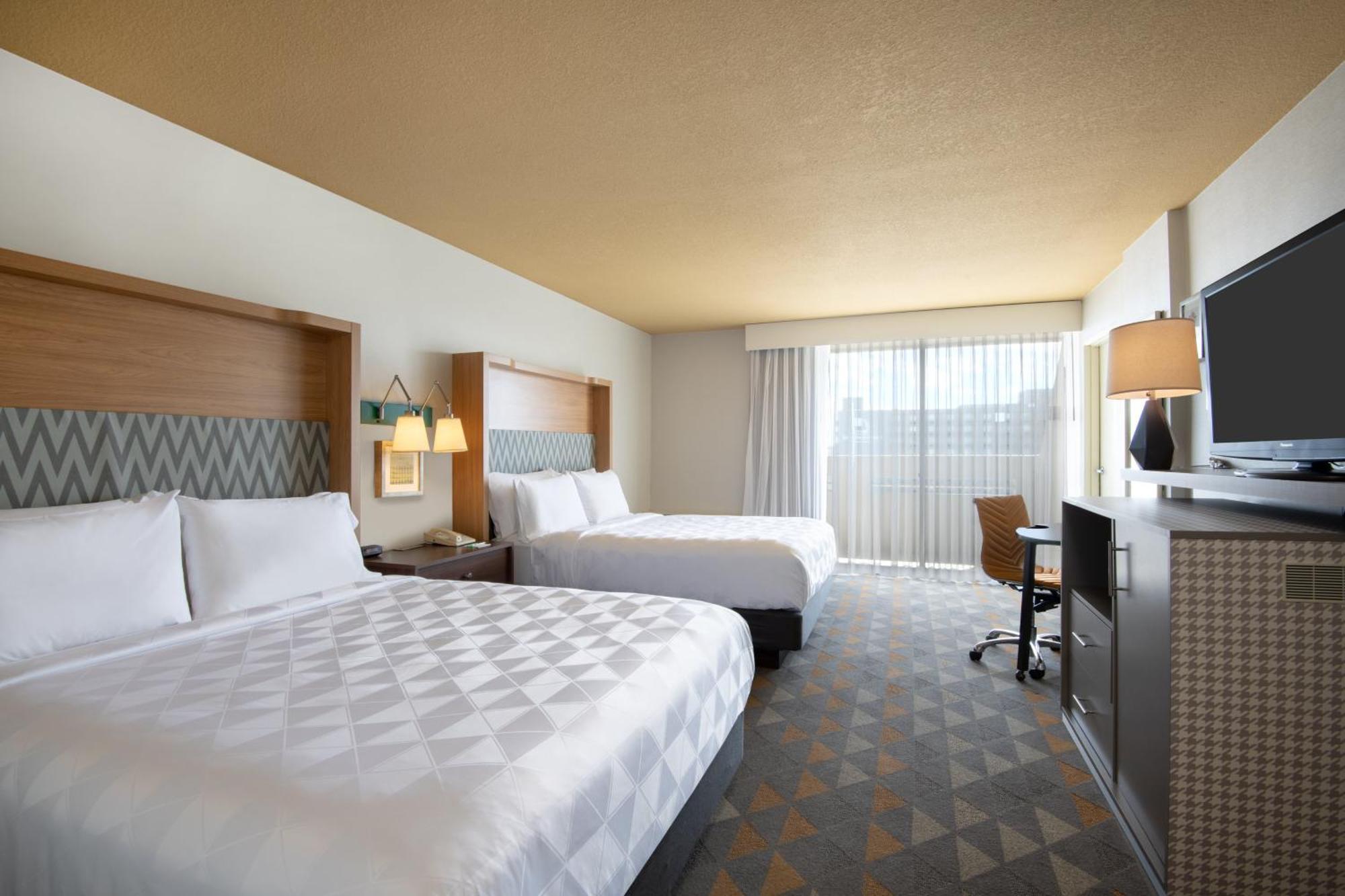 Holiday Inn Denver East By Ihg Esterno foto